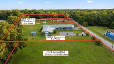 8635 W Goodman Ln, Homosassa, FL for sale Interior Photo- Image 2 of 20