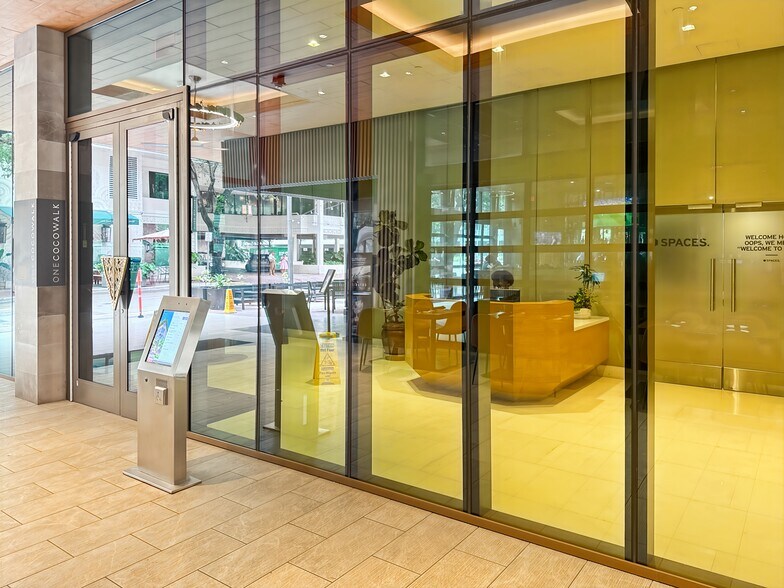 3350 Virginia St, Coconut Grove, FL à louer - Photo intérieure - Image 3 de 11