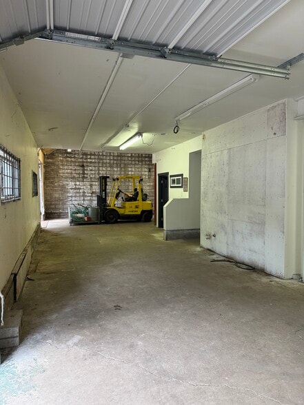 1204 W 17th St, Vancouver, WA for sale - Building Photo - Image 3 of 11