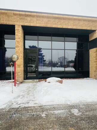Plus de détails pour 1860 Wooddale Dr, Woodbury, MN - Bureau à louer