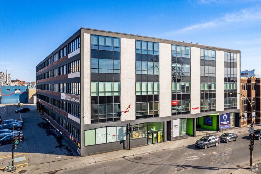 540-560 Av Beaumont, Montréal, QC à louer - Photo du bâtiment - Image 1 de 7