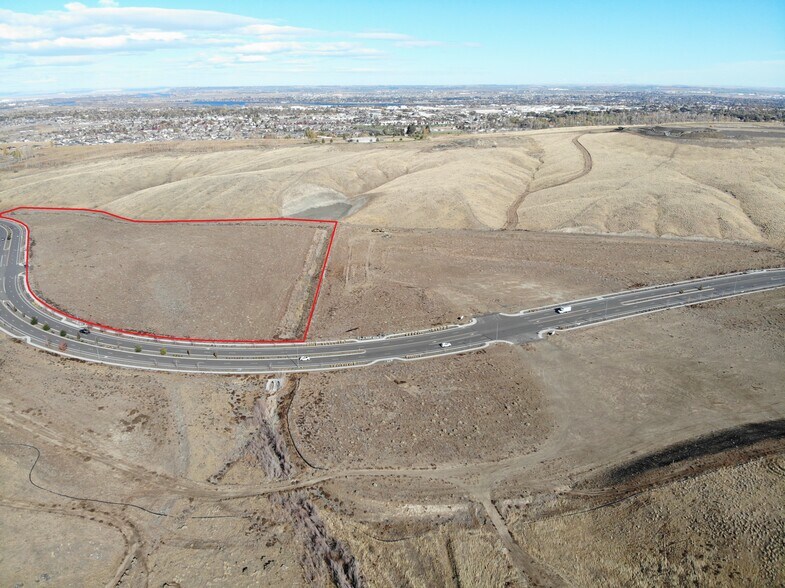8428 Bob Olson Pkwy, Kennewick, WA à vendre - Photo du bâtiment - Image 2 de 4