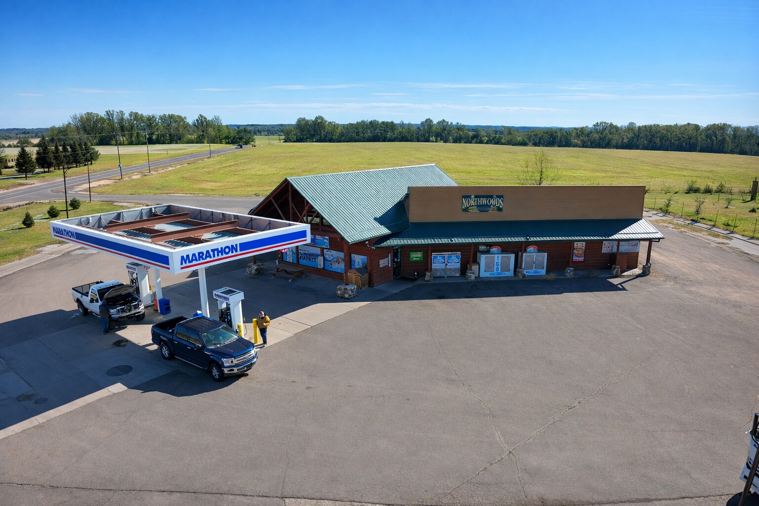 C-Store Portfolio | 2 WI Locations portefeuille de 2 propriétés à vendre sur LoopNet.ca Photo du bâtiment- Image 1 de 5