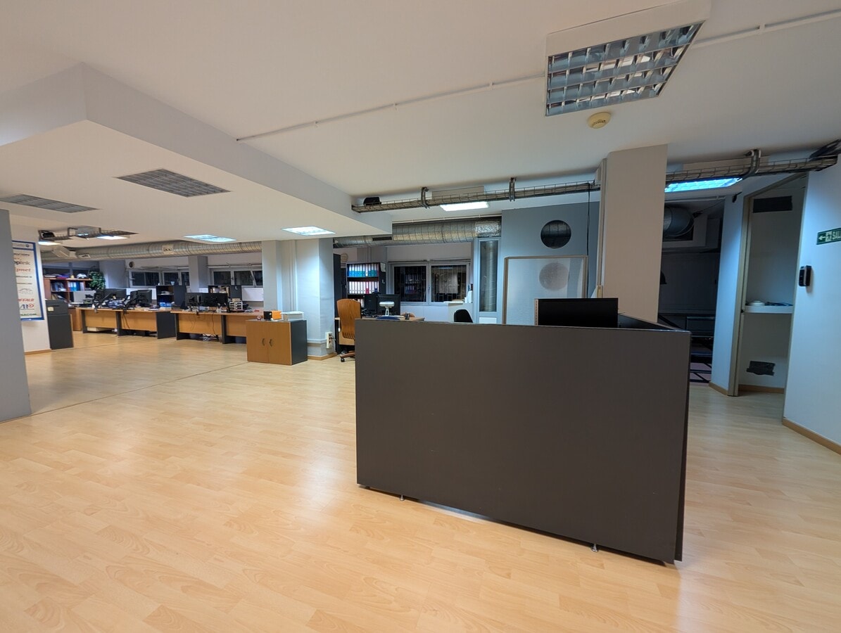 Carrer de Magalhaes, 62, Barcelona, BAR 08004 - Unit 02 - - Interior Photo - Image 1 of 15