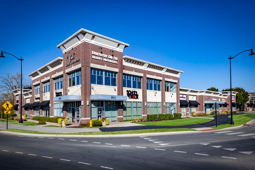 890 E 116th St, Carmel, IN for lease - Building Photo - Image 3 of 5
