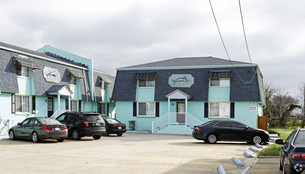 1411 W Ocean View Ave, Norfolk, VA à vendre - Photo du bâtiment - Image 3 de 5