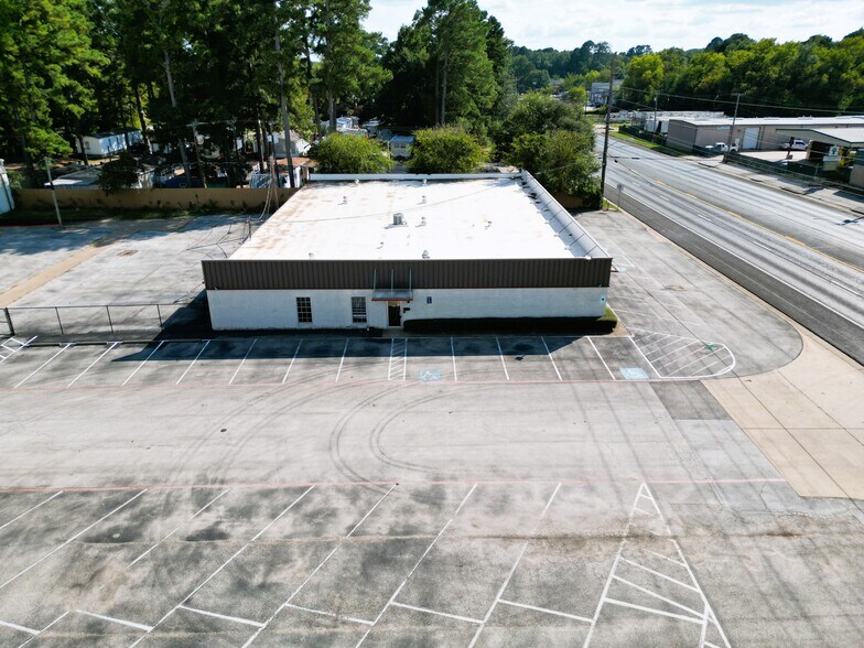 812 S Eastman Rd, Longview, TX à louer - Photo du bâtiment - Image 2 de 12