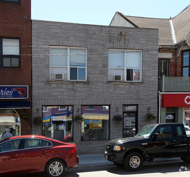 1457 Dundas St W, Toronto, ON for lease - Building Photo - Image 2 of 4