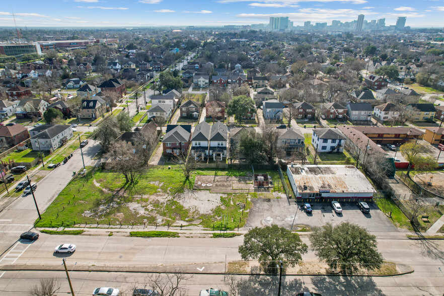 2700 Alabama St, Houston, TX for sale - Aerial - Image 1 of 12