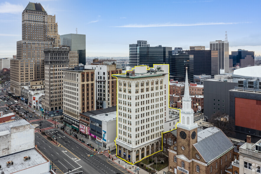 810 Broad St, Newark, NJ for sale - Aerial - Image 1 of 1