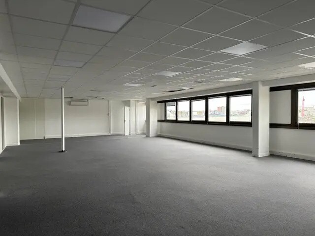 Bureau dans Ivry-Sur-Seine à louer Photo intérieure- Image 1 de 6