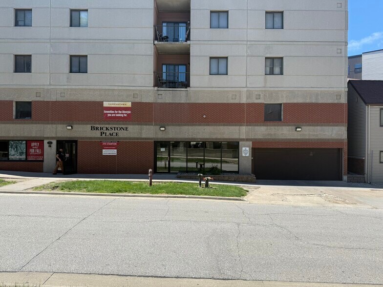 215 Stanton Ave, Ames, IA for lease - Building Photo - Image 1 of 6