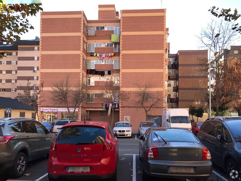 Calle Teruel, 5, Fuenlabrada, Madrid à louer - Photo du bâtiment - Image 2 de 2