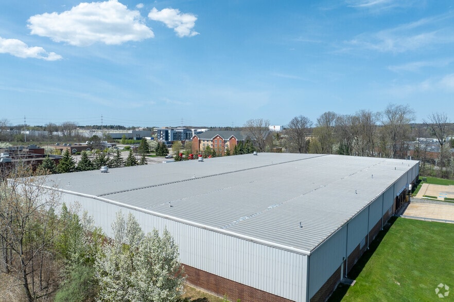 30700 Aurora Rd, Solon, OH for lease - Building Photo - Image 3 of 5