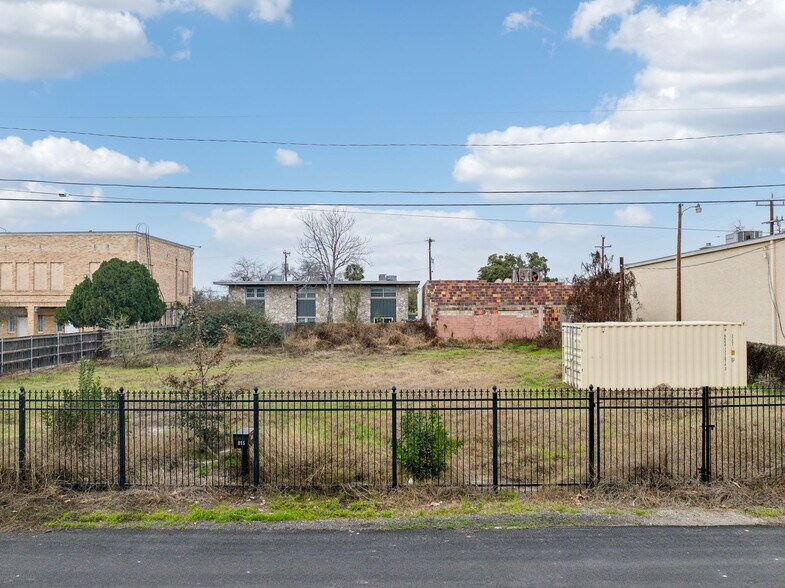 815 Quitman St, San Antonio, TX à vendre - Photo du bâtiment - Image 2 de 4
