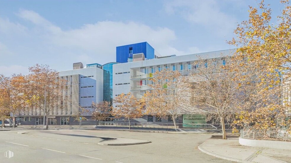 Calle del Golfo de Salónica, 73, Madrid, Madrid à louer - Vidéo sur l’inscription commerciale - Image 2 de 21