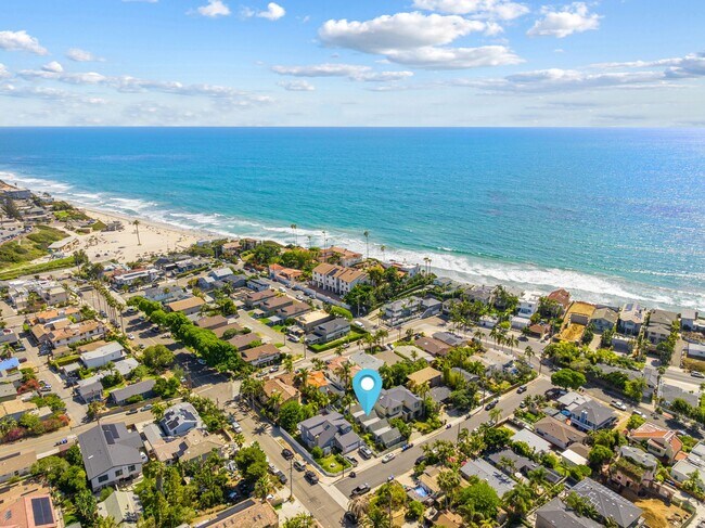 Plus de détails pour 215 Lolita St, Encinitas, CA - Multi-résidentiel à vendre