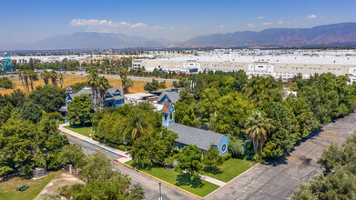 2064 Orange Tree Ln, Redlands, CA - AÉRIEN  Vue de la carte - Image1