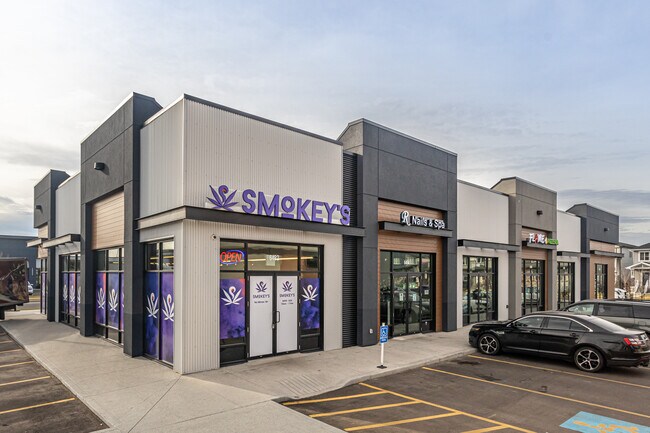 Plus de détails pour Commerce de détail à vendre