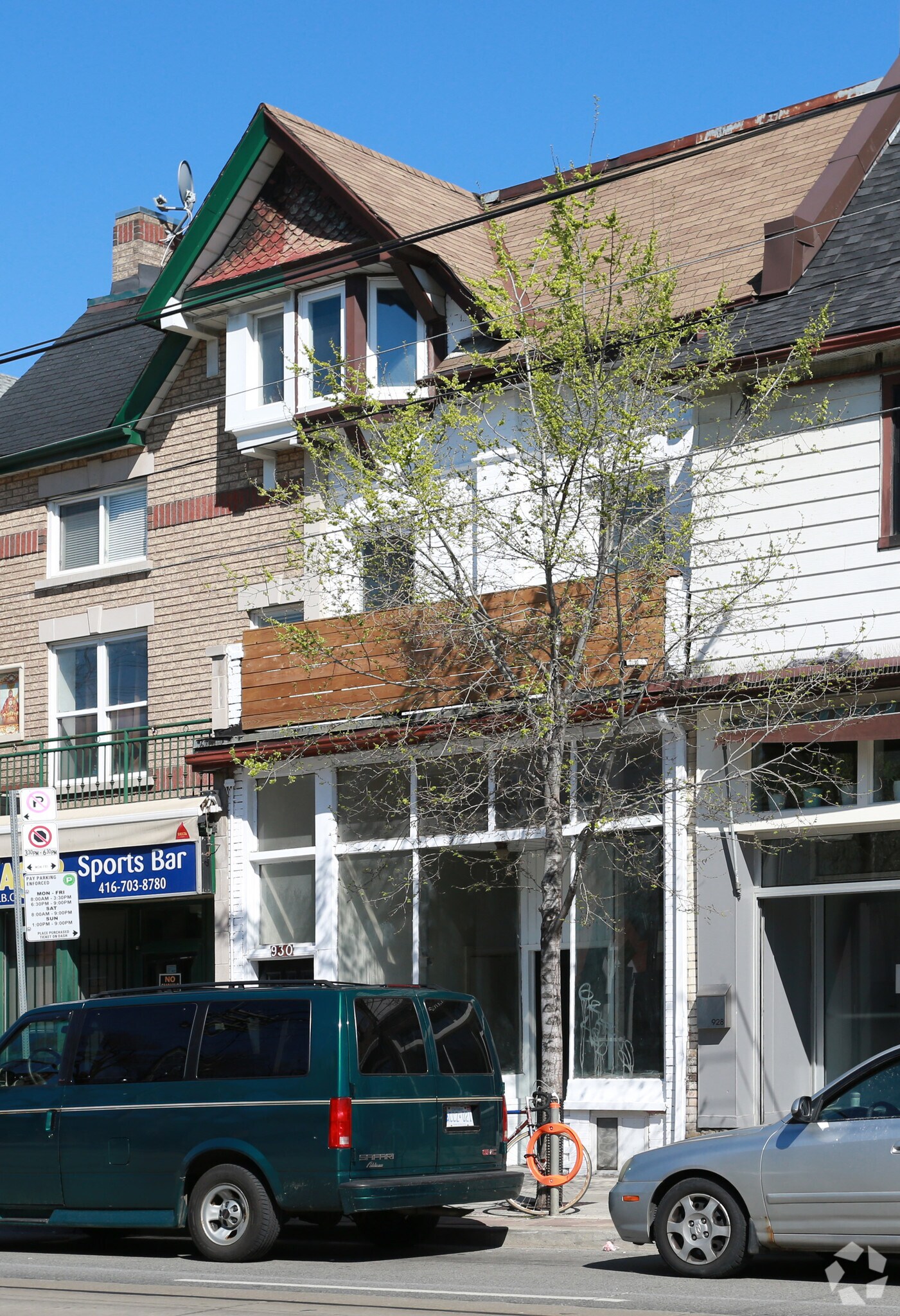 930 Dundas St W, Toronto, ON à vendre Photo principale- Image 1 de 1