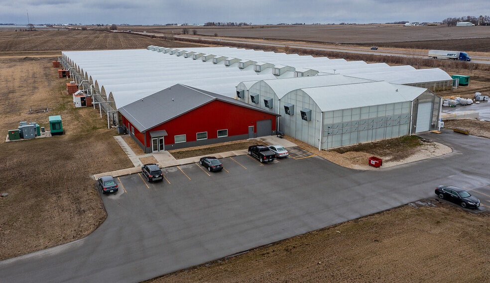 1802 Industrial Park Dr, Ellsworth, IA à vendre - Photo du bâtiment - Image 2 de 36