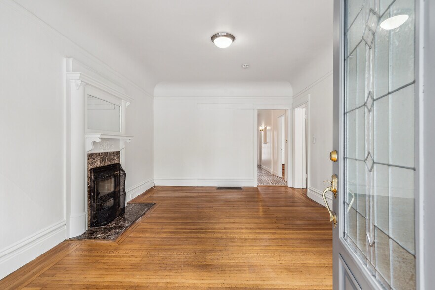 1921 Dwight Way, Berkeley, CA à vendre - Photo du bâtiment - Image 2 de 20