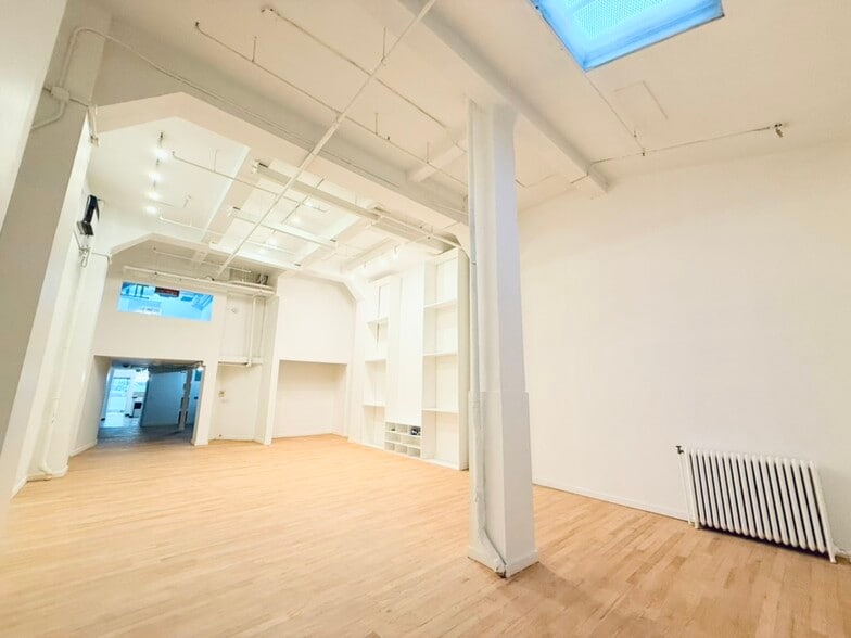 348 W 36th St, New York, NY à louer - Photo principale - Image 1 de 17