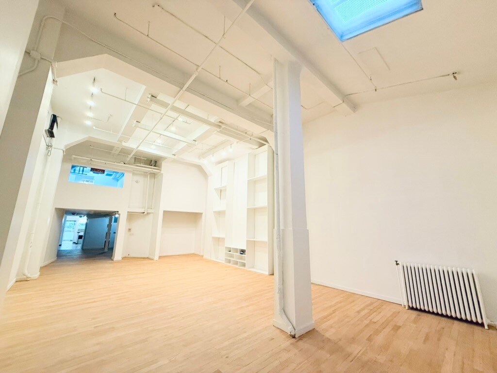 348 W 36th St, New York, NY à louer Photo principale- Image 1 de 18