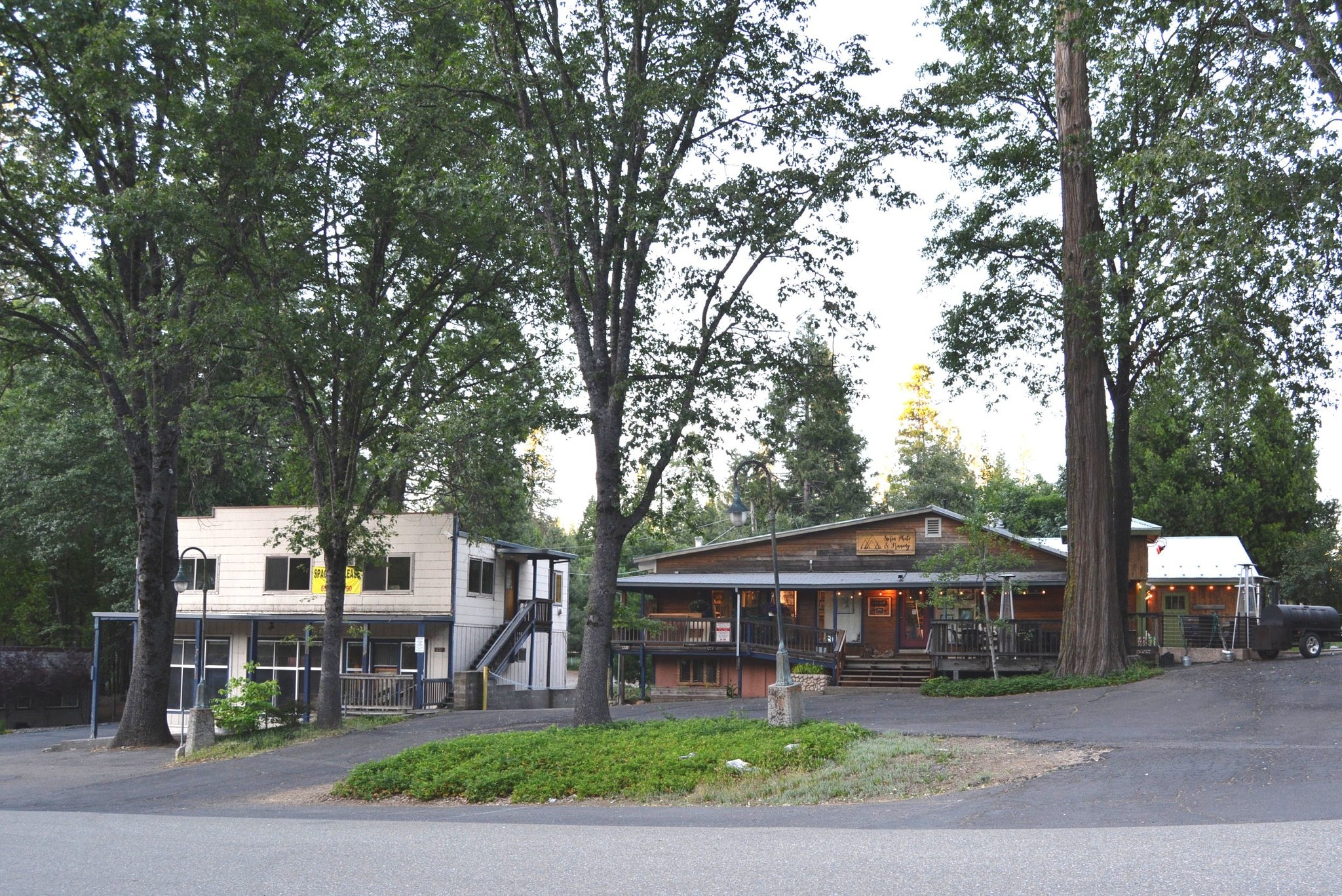 1224 Oak Cir, Arnold, CA à louer Photo principale- Image 1 de 7