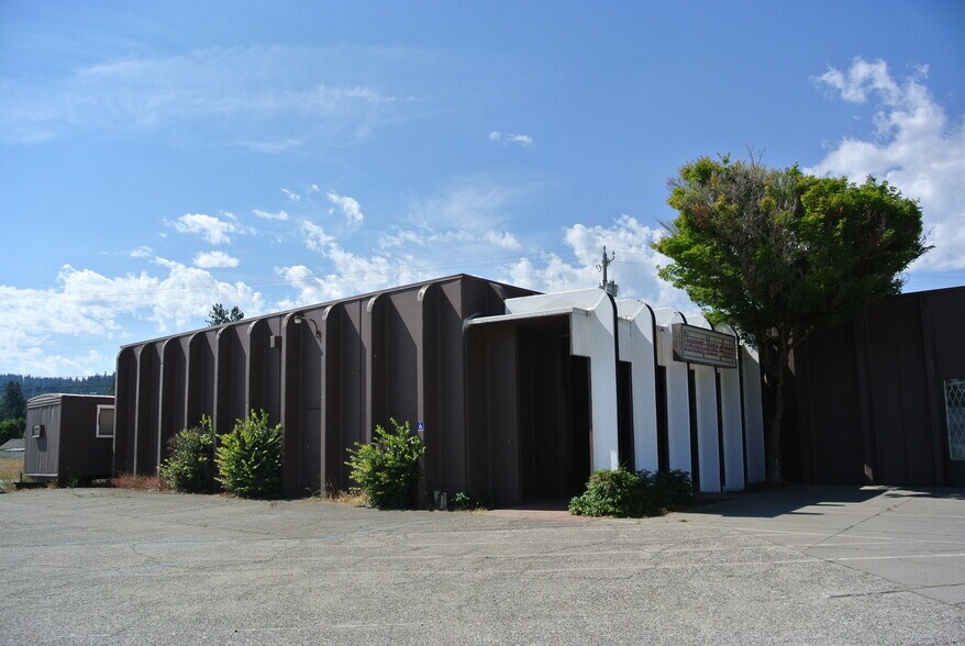 5380 E Seltice Way, Post Falls, ID à louer - Photo du bâtiment - Image 1 de 10