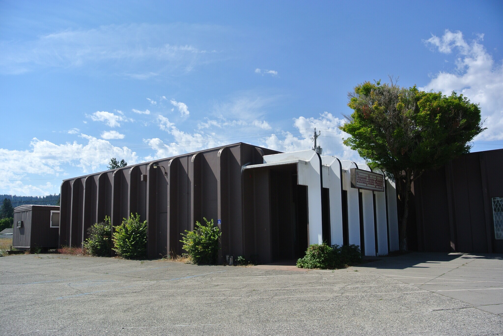 5380 E Seltice Way, Post Falls, ID à louer Photo du bâtiment- Image 1 de 11