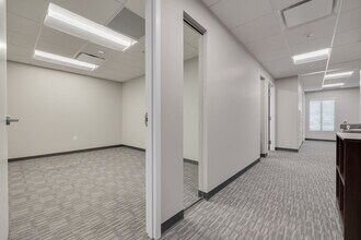30522 US Highway 19 N, Palm Harbor, FL for lease Interior Photo- Image 2 of 12