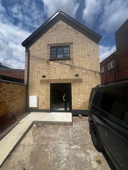 Bonds Ln, Biggleswade à vendre - Photo du bâtiment - Image 2 de 5