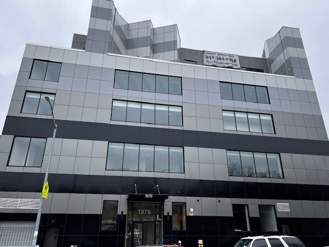1976 Crotona Pky, Bronx, NY for lease Building Photo- Image 1 of 4