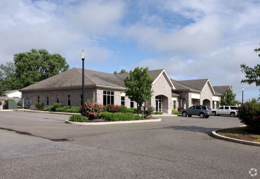 1405 W County Line Rd, Greenwood, IN for lease - Building Photo - Image 2 of 5