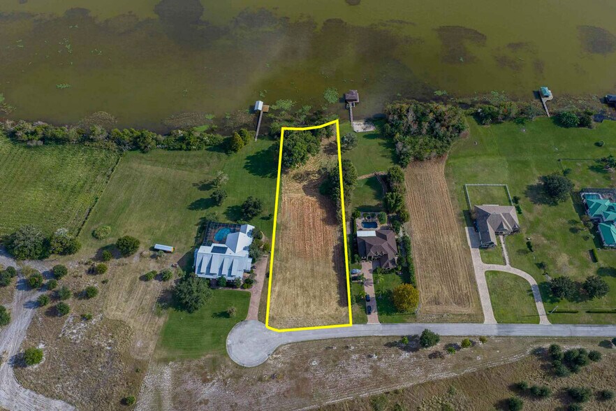 2080 Kennwood Grove Ln, Auburndale, FL à vendre - Aérien - Image 1 de 20