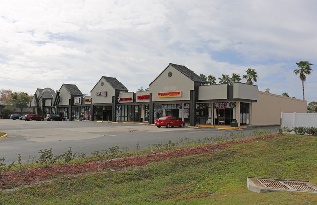 More details for 4636 W Irlo Bronson Memorial Hwy, Kissimmee, FL - Retail for Lease