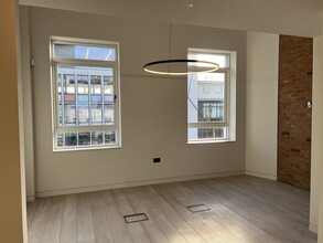 88 Notting Hill Gate, London for lease Interior Photo- Image 2 of 4