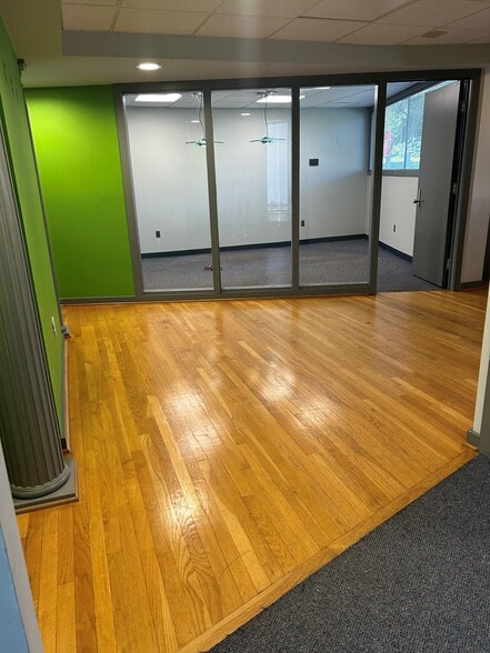 6501 York Rd, Baltimore, MD for sale - Building Photo - Image 3 of 7