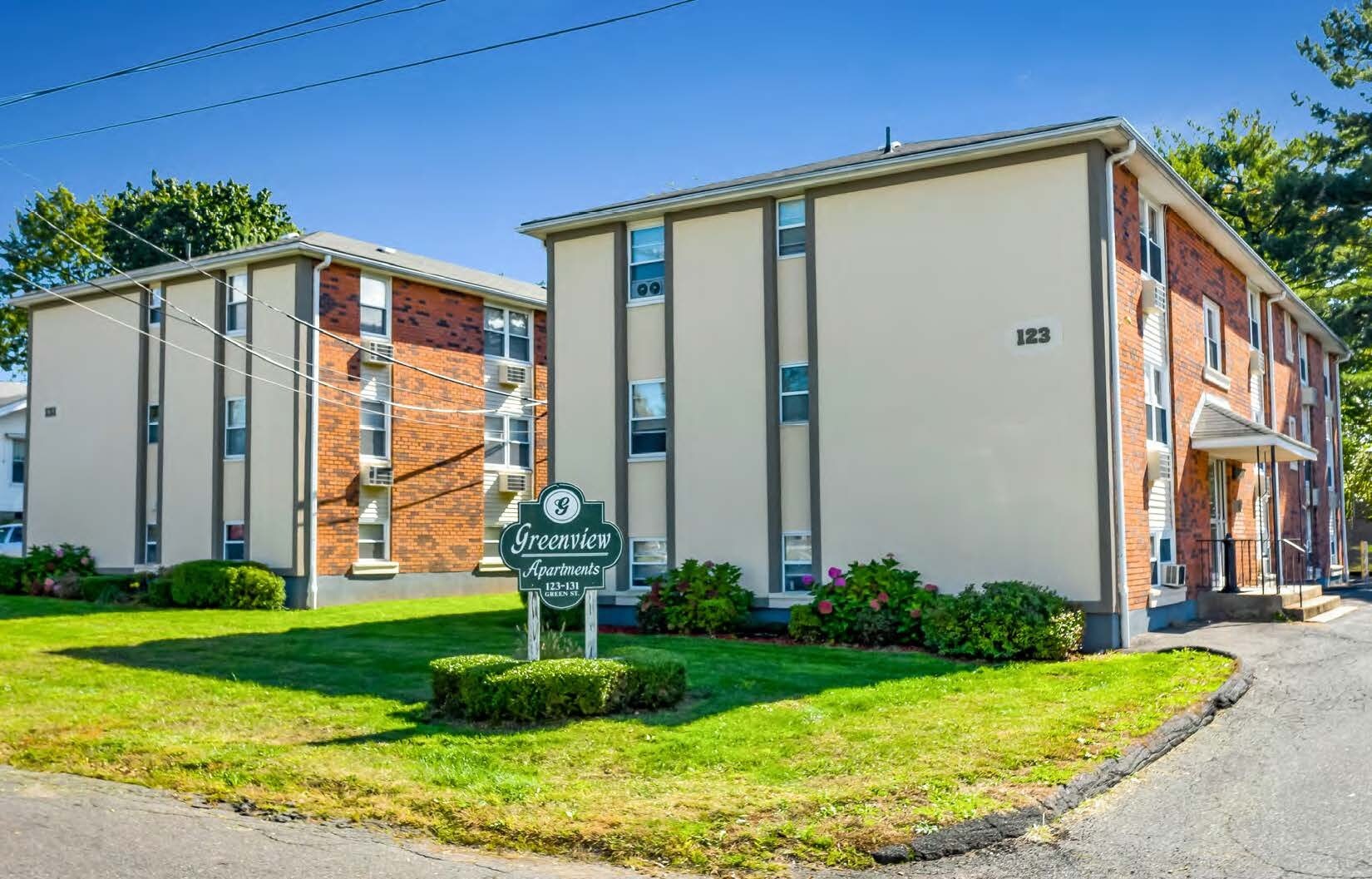 123-131 Green St, New Britain, CT à vendre Photo du bâtiment- Image 1 de 1