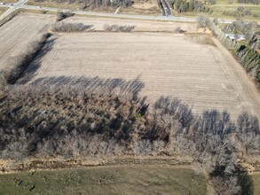 Lisbon & Town Line Rd, Menomonee Falls, WI - aerial  map view