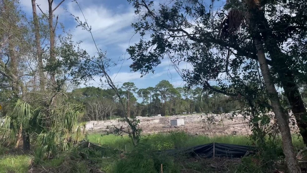 500 N 39th Street, Fort Pierce, FL for sale - Commercial Listing Video - Image 3 of 13