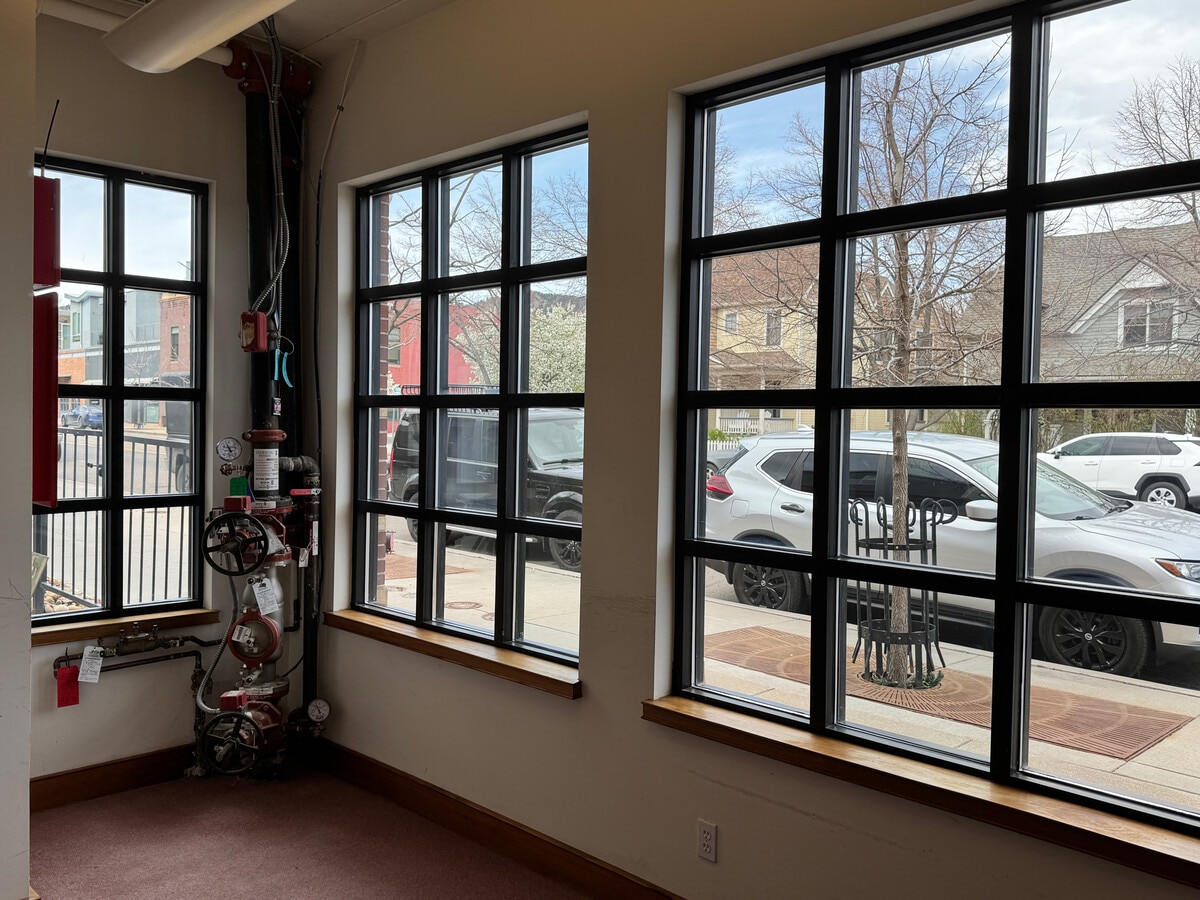 2080 Pearl St, Boulder, CO 80302 - Unit 1 - - Interior Photo - Image 2 of 4
