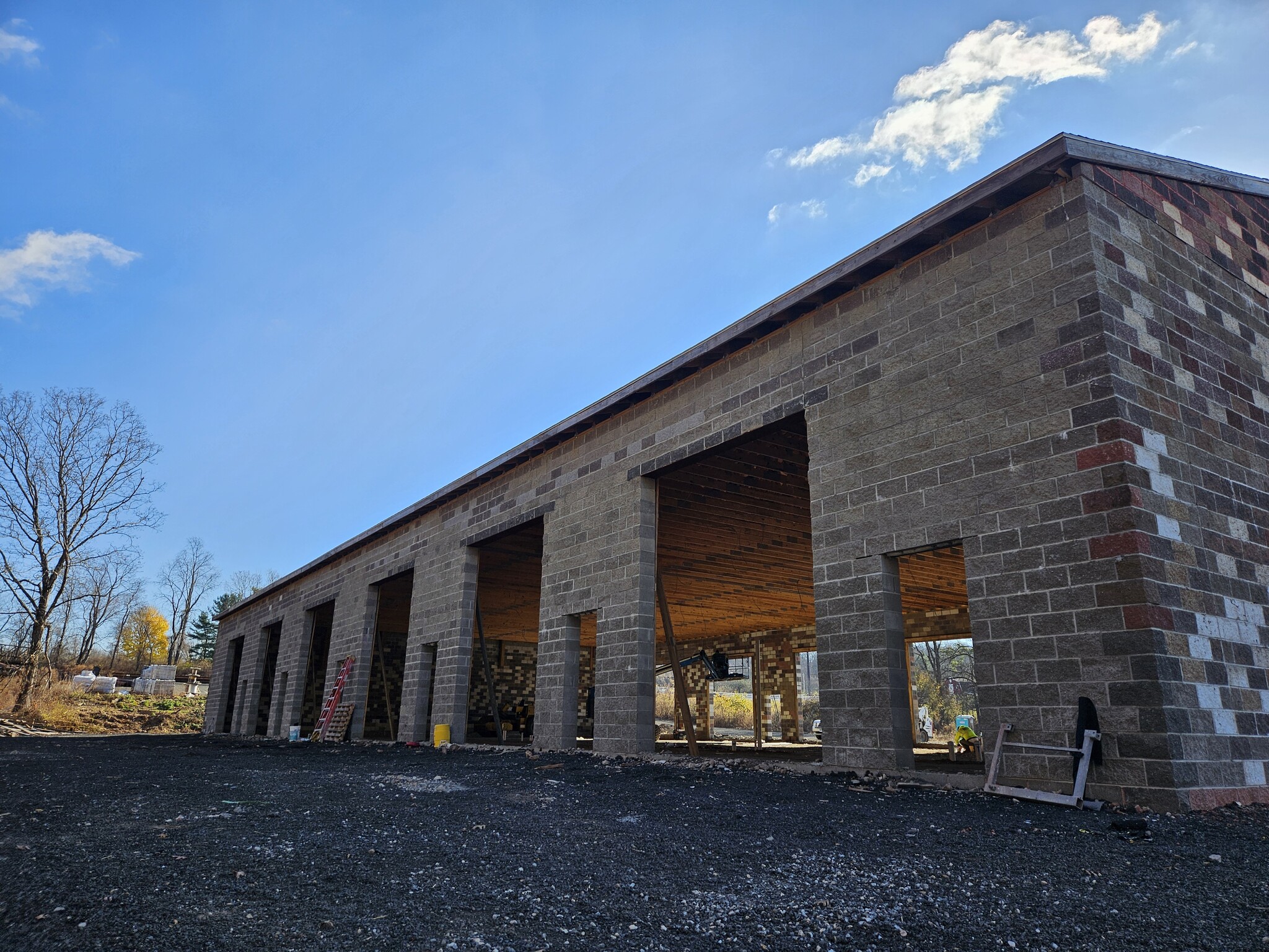 2175 S Main St, Middletown, CT for lease Building Photo- Image 1 of 3