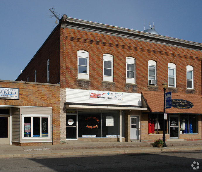 148 S Main St, Fowler, MI à vendre - Photo principale - Image 1 de 1