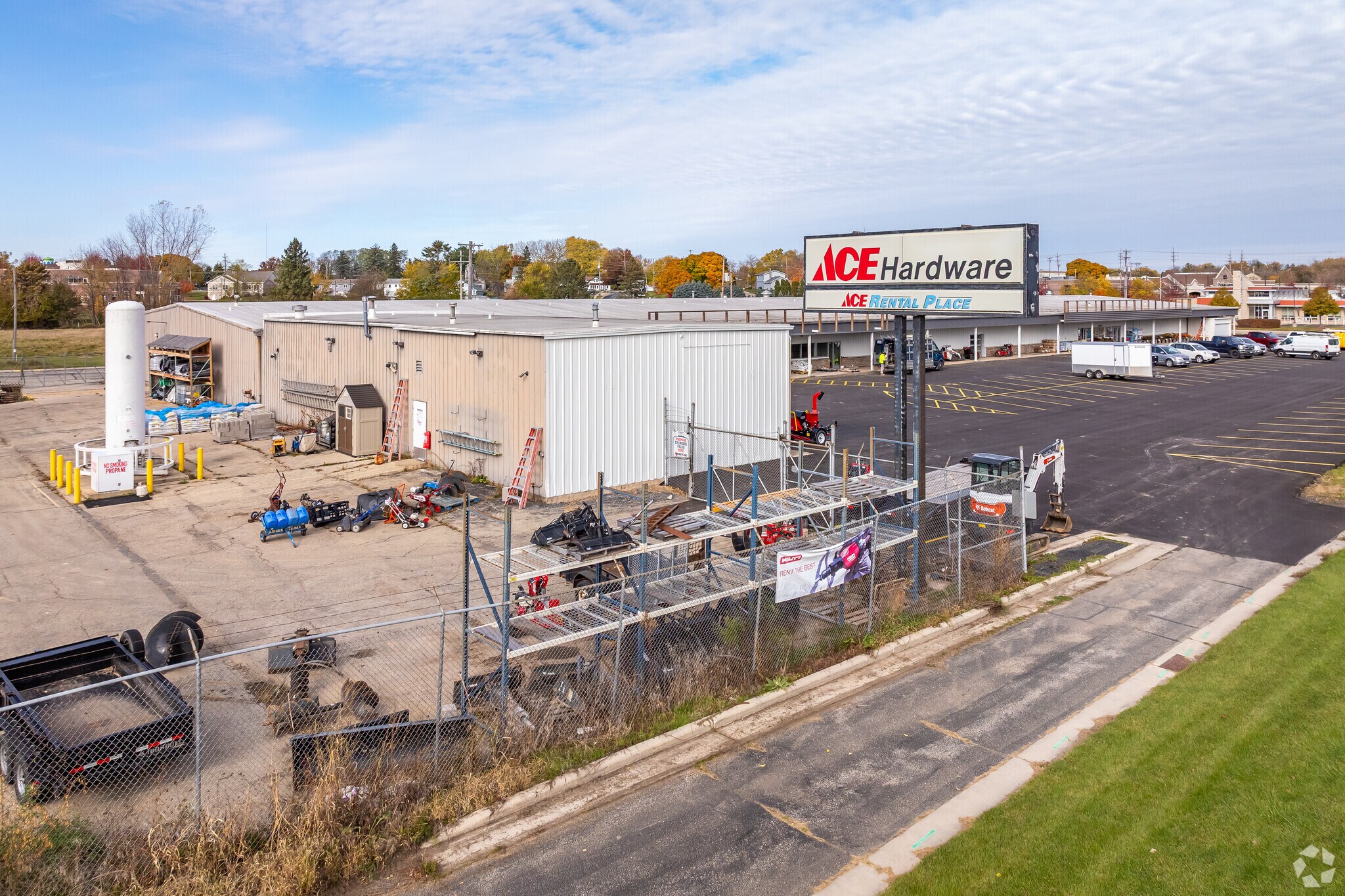 401 Bernard St, Watertown, WI for lease Primary Photo- Image 1 of 5