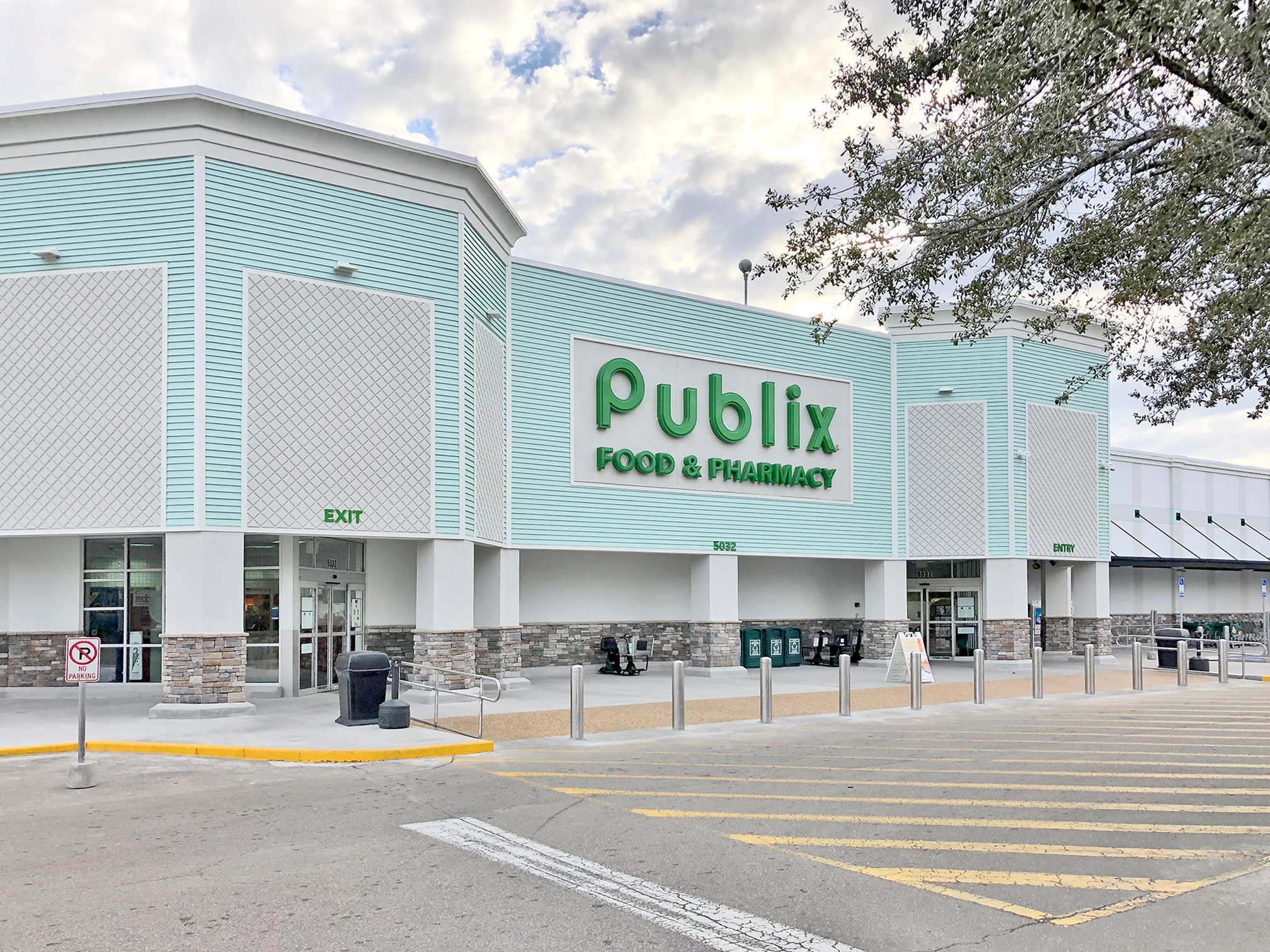 5032 Capital Cir SW, Tallahassee, FL for lease Primary Photo- Image 1 of 8