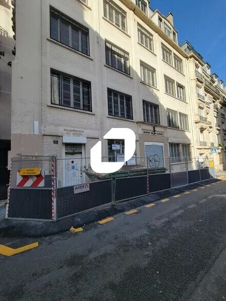 Commerce de détail dans Paris à vendre - Photo du bâtiment - Image 2 de 5