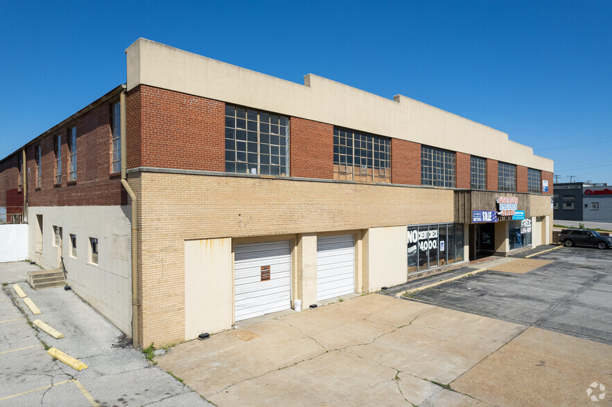 3201-3205 S Kingshighway Blvd, Saint Louis, MO for lease - Building Photo - Image 1 of 4