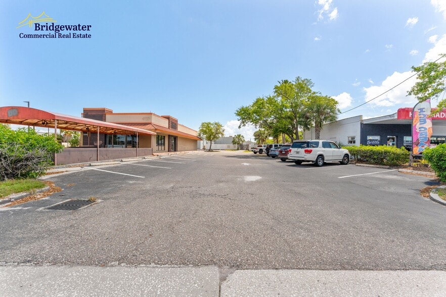 1200 Pasadena Ave S, South Pasadena, FL à vendre - Photo du bâtiment - Image 2 de 25